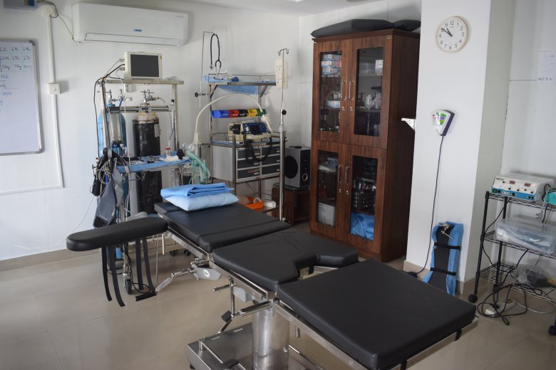 Clinic | Procedure Room 